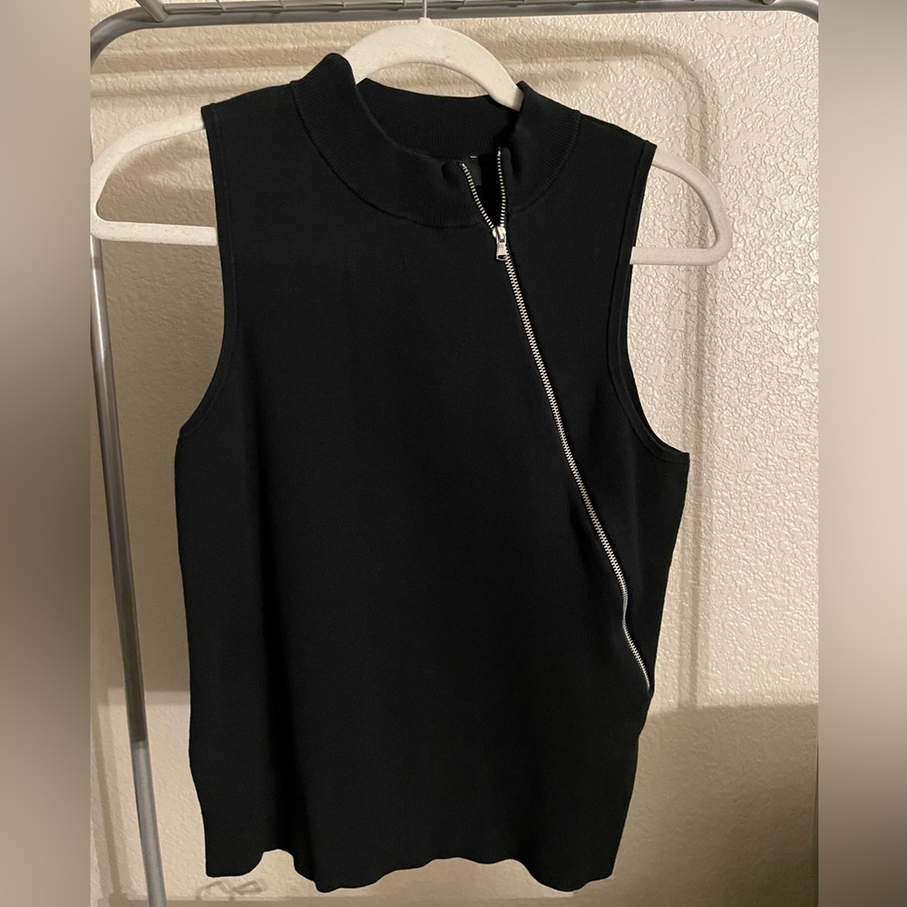 Express Top Size Large Slightly Cropped